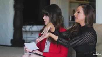 Hot Girl Mouth Open