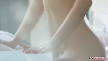 Hot Naked Women Lesbians