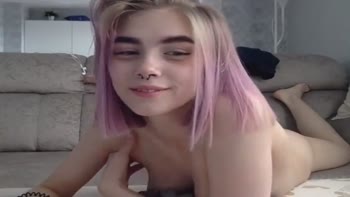 Lesbian Milf Fucks Teen Girl