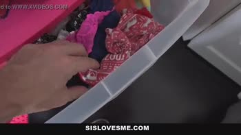 Lesbian Teens Fuck Each Other