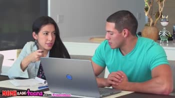 Naked Girls Kissing Boys