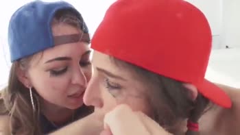 Viv Thomas Lesbian Videos